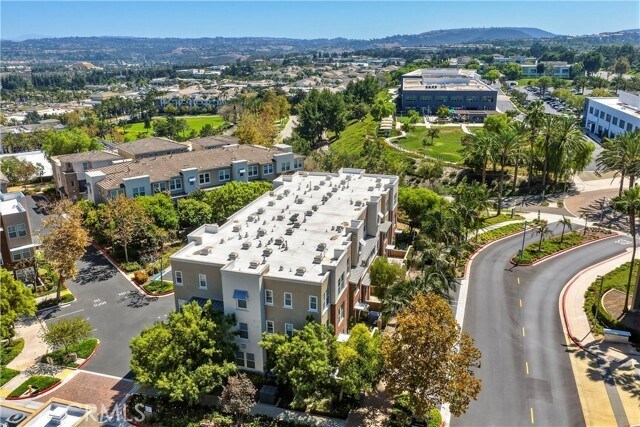 Building Photo - 1 Vantis Dr