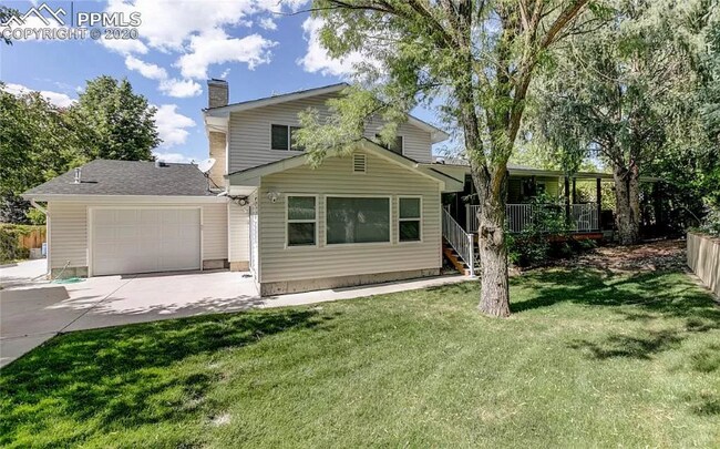 Building Photo - 5365 Silver Spur Ave