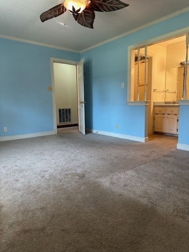 Building Photo - Spacious Home with Bonus Room, Pool & Solar Panels in Goldsboro!