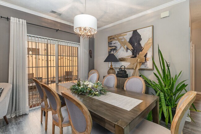 Building Photo - Stylish Furnished 2BR Retreat w/ Garage | ...