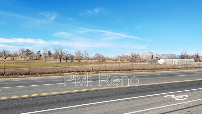 Building Photo - 2700 Plumas St