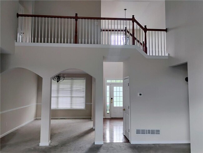 Building Photo - 807 Sylvania Ct SE