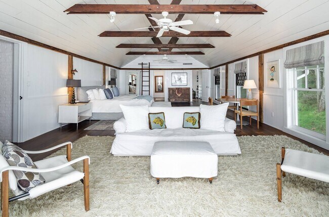 Building Photo - 21 Rawson Rd