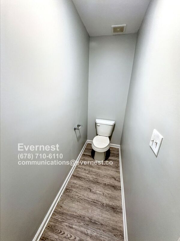 Building Photo - 5328 Hanover St