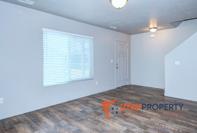 Building Photo - 14357 S Sherwell Ct