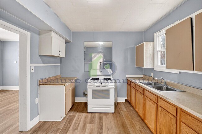 Building Photo - Newly Remodeled 3 Bedroom Home In Muskegon Heights!!