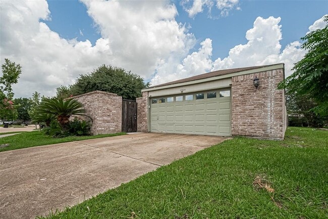 Building Photo - 16006 Glen Mar Dr
