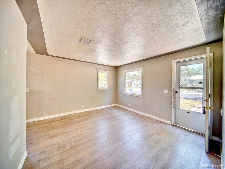 Building Photo - 6840 E 77th Pl