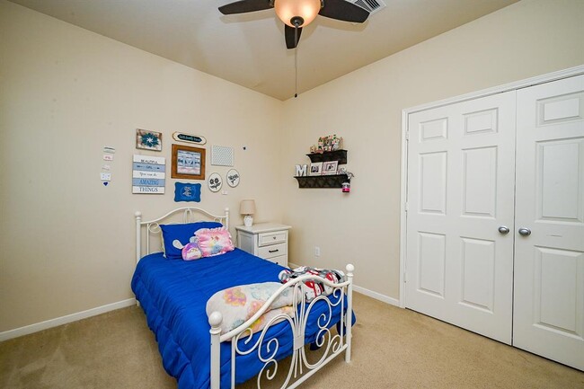 Building Photo - 21622 Crest Peak Way