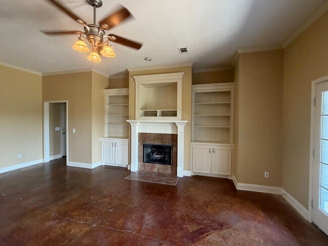 Building Photo - 138 Palin Drive