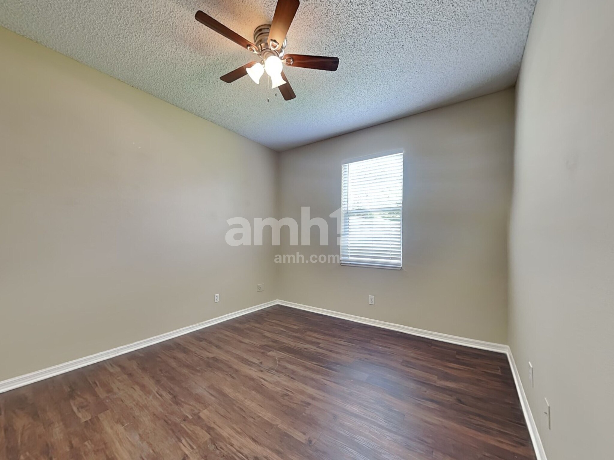 Building Photo - 1345 Brooke View Dr