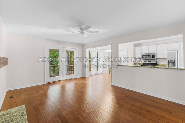 Building Photo - 1202 Belhaven Rd