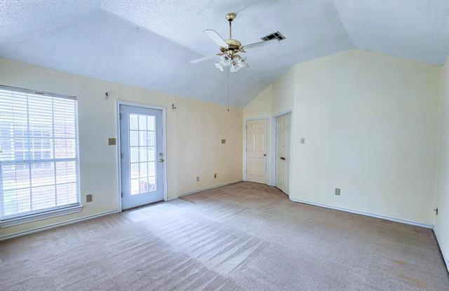 Building Photo - 3708 Racquet Ct