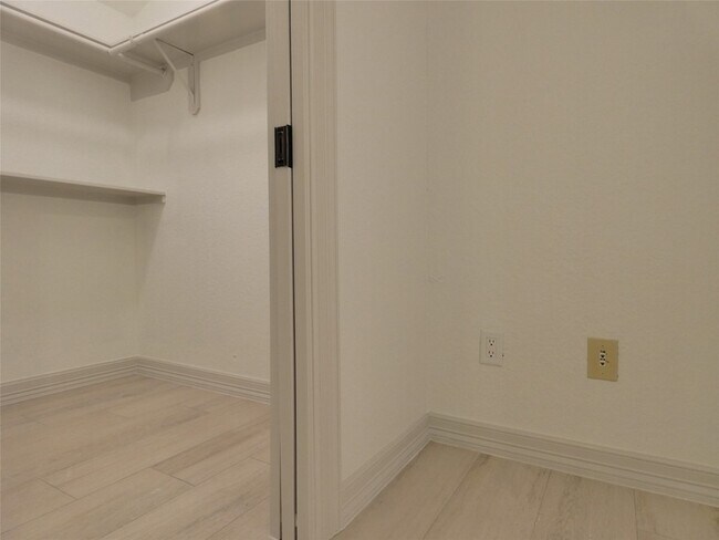Building Photo - 4832 FM 2218 Rd