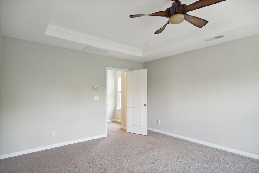 Building Photo - 2169 Grist Mill Dr SW