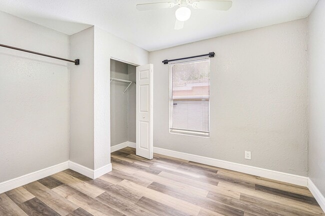 Building Photo - Charming 3-Bedroom Home with Renovated Int...