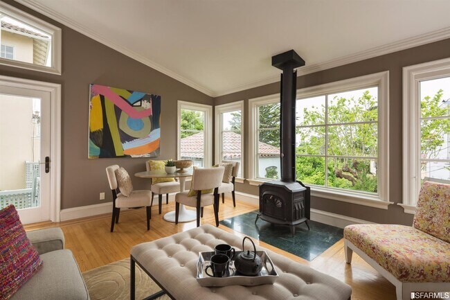 Building Photo - 30 Santa Clara Ave