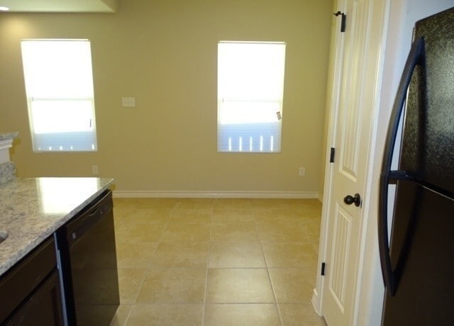 Building Photo - 6623 Mia Way