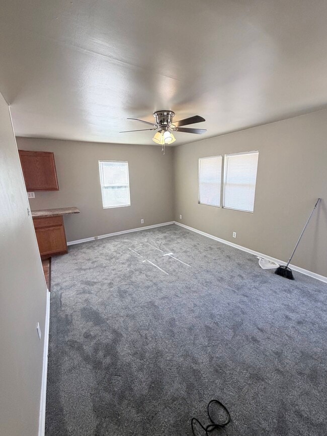 Building Photo - 4914 North Best Street