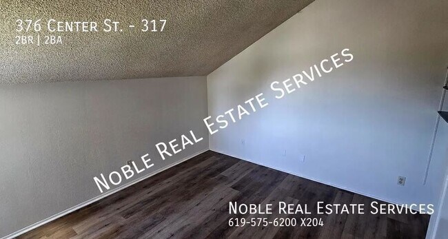 Building Photo - 376 Center St