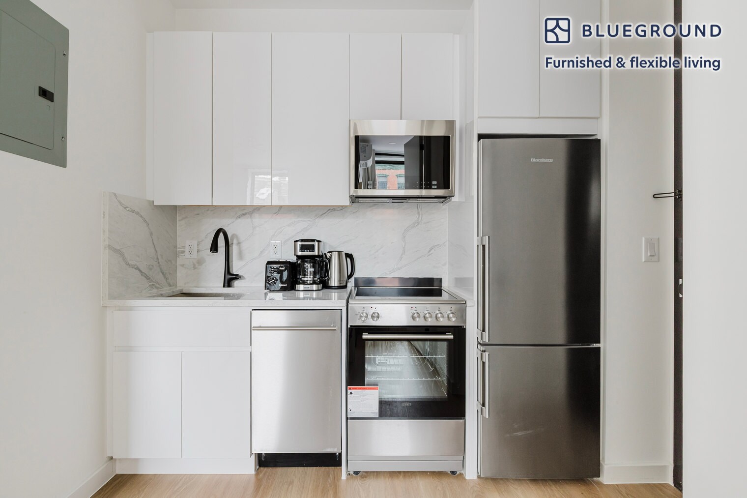 Building Photo - 250 Union Ave