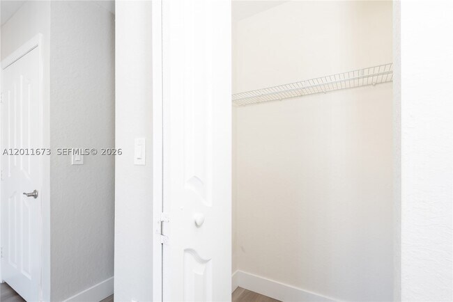 Building Photo - 8902 NW 109th Ct