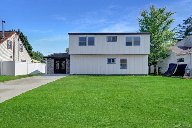 Building Photo - 12 Woodcock Ln