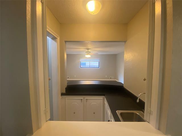 Building Photo - 4915 Chilton Dr