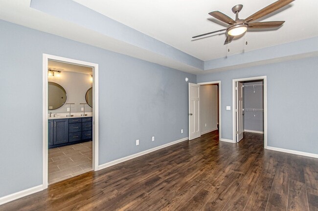 Building Photo - 9872 Bluestone Circle