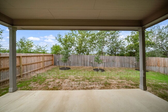 Building Photo - 15535 Comanche Deer
