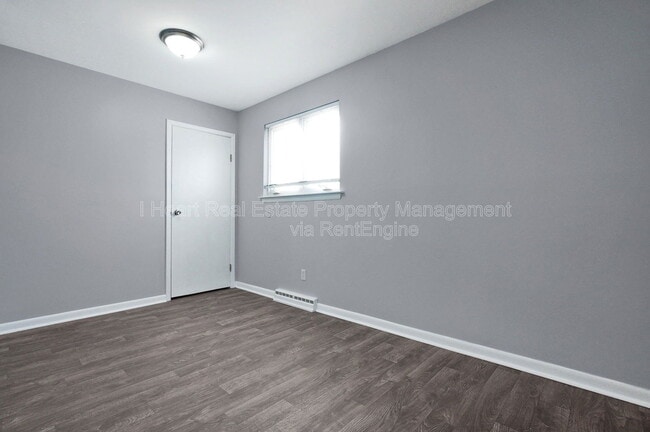 Building Photo - 472 Buena Vista Ave