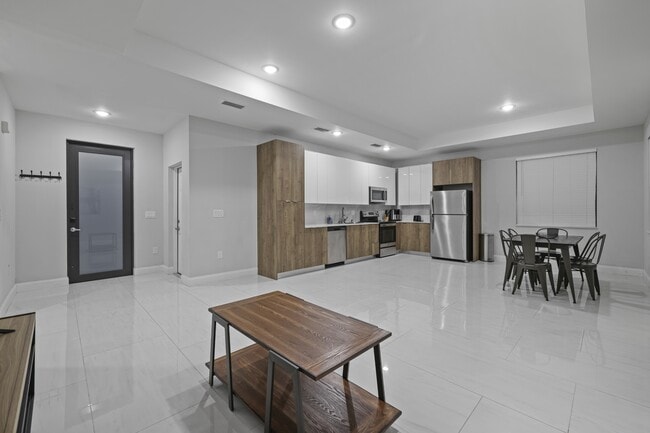 Building Photo - 2906 65th St W