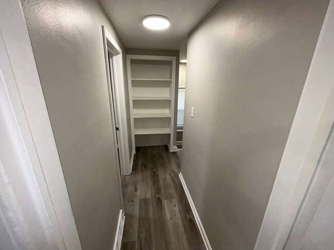 Building Photo - Renovated 3 Bedroom Colonial