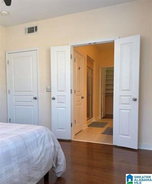 Building Photo - 2020 5th Ave