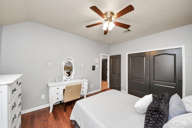 Building Photo - 15122 Heron Meadow Ln