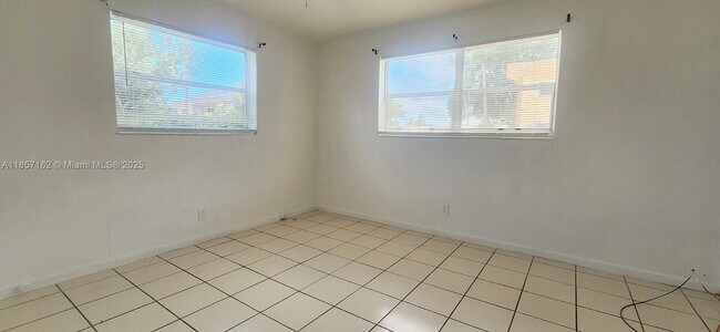 Building Photo - 5281 SW 90th Way