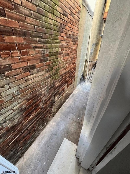 Building Photo - 2506 Tindaro Ter