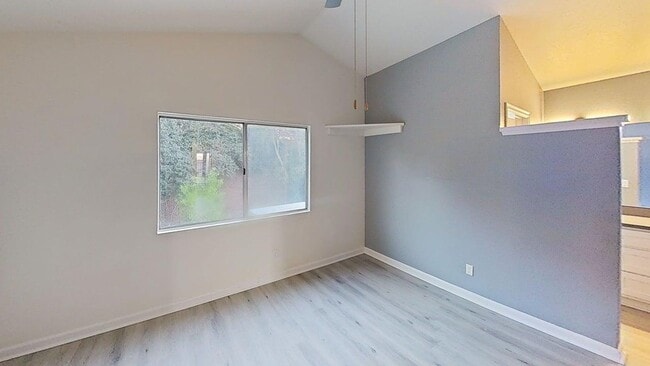 Building Photo - 15711 Shadow Mountain Ln