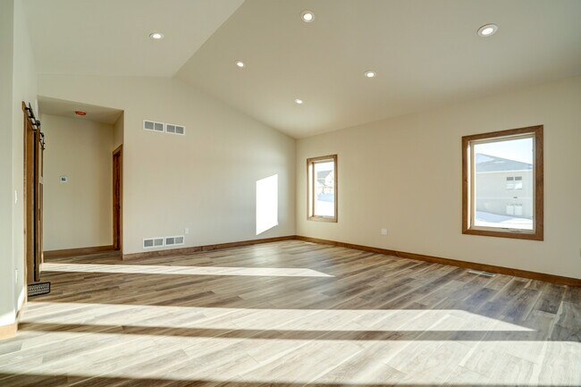 Living Area - 805 Blue Mounds St