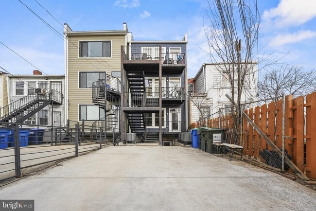 Building Photo - 2419 Benning Rd NE