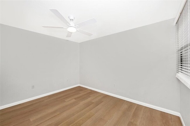 Building Photo - 5052 Marsh Field Rd