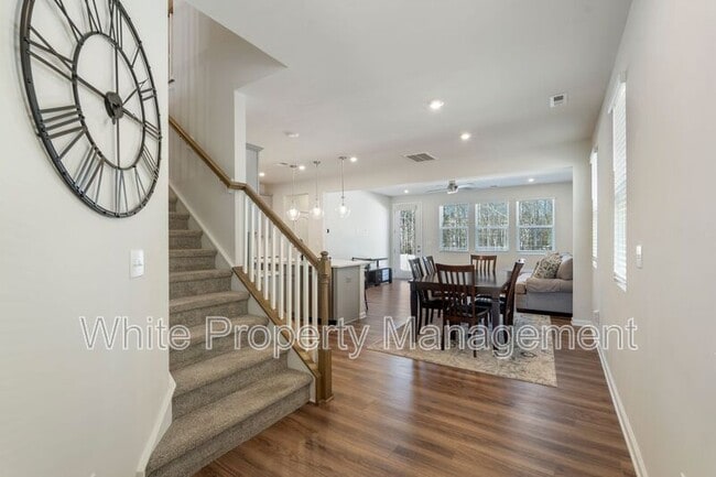 Building Photo - 4743 Darcey Wy