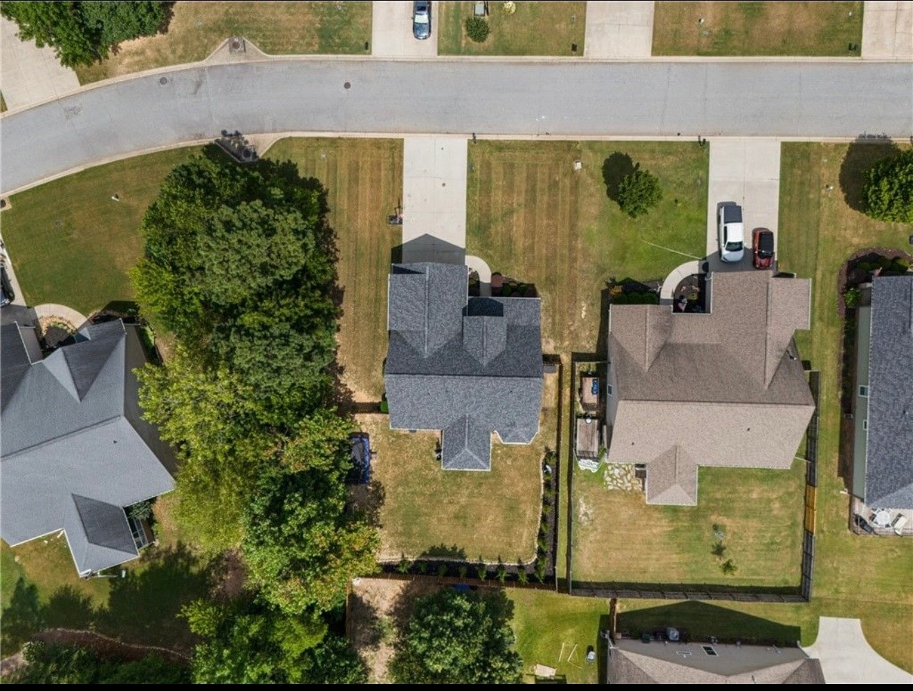 Building Photo - 411 W Sundance Dr