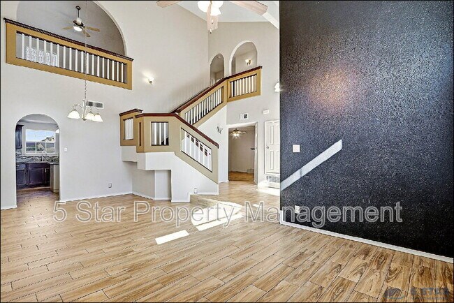 Building Photo - 3140 Tierra Agave Dr