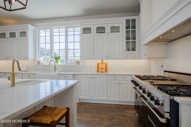 Building Photo - 207 Monmouth Ave