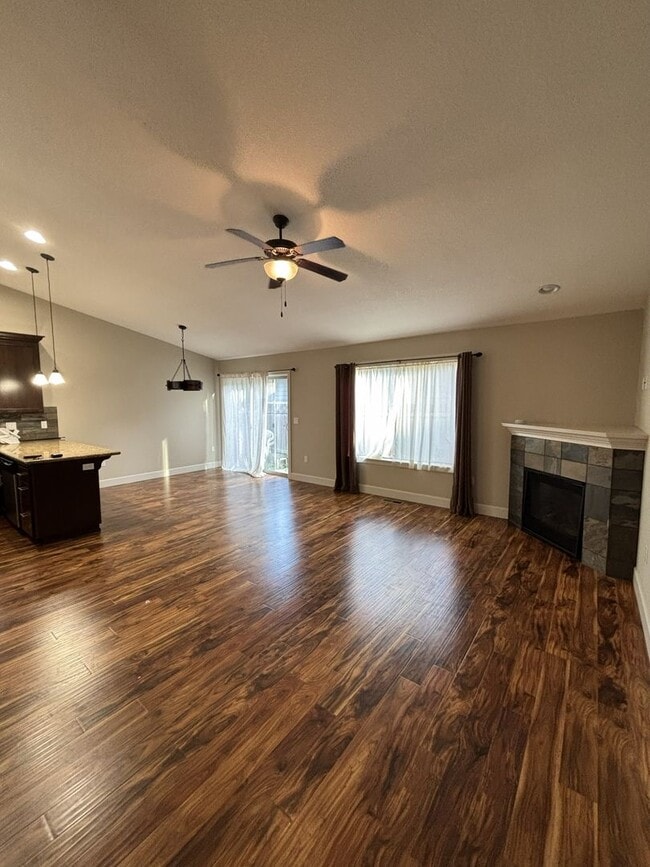 Building Photo - 3 Bedroom 2 Bathroom Home in Keizer!