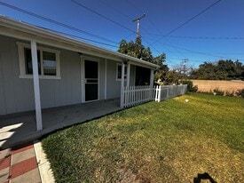 Building Photo - 2217 W Elder Ave
