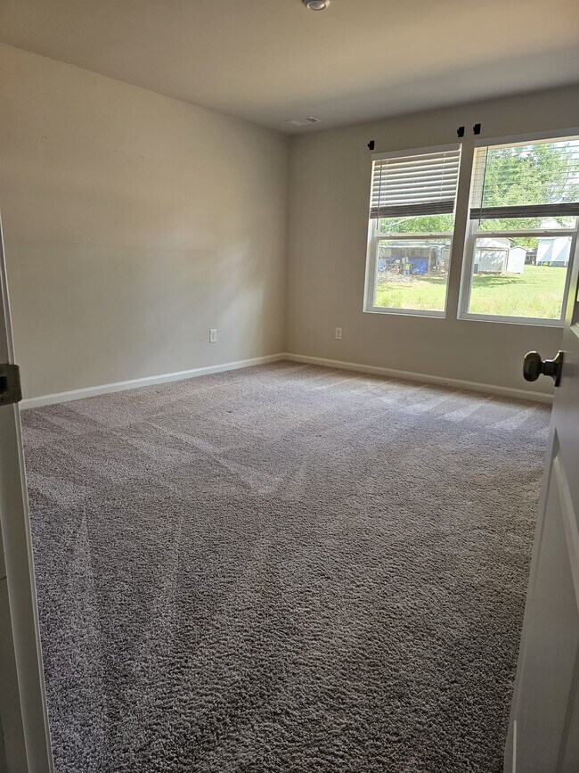 Building Photo - 4071 Garrison Ln