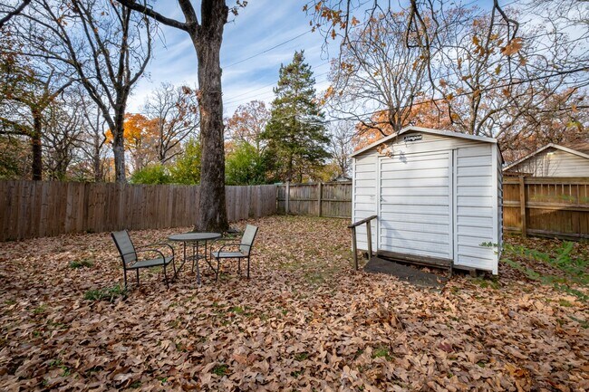 Building Photo - Park Hill Home with Original Details and Updated Kitchen