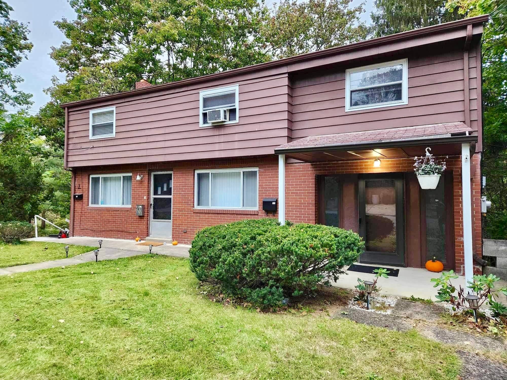 Building - 2612 Louisiana Ave